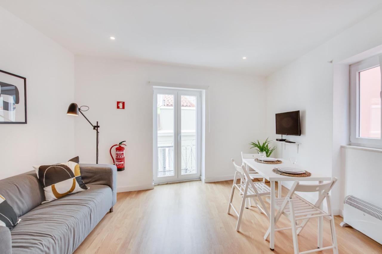Appartamento Hygge Chiado Lisbona Esterno foto
